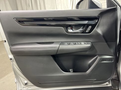 Used 2025 Honda CR-V EX-L image 24