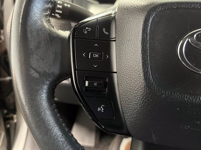 Used 2023 Toyota bZ4X AWD image 26