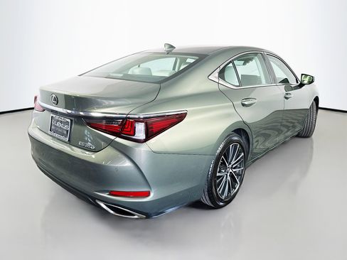 Used 2025 Lexus ES 350 w/ Premium Package image 7
