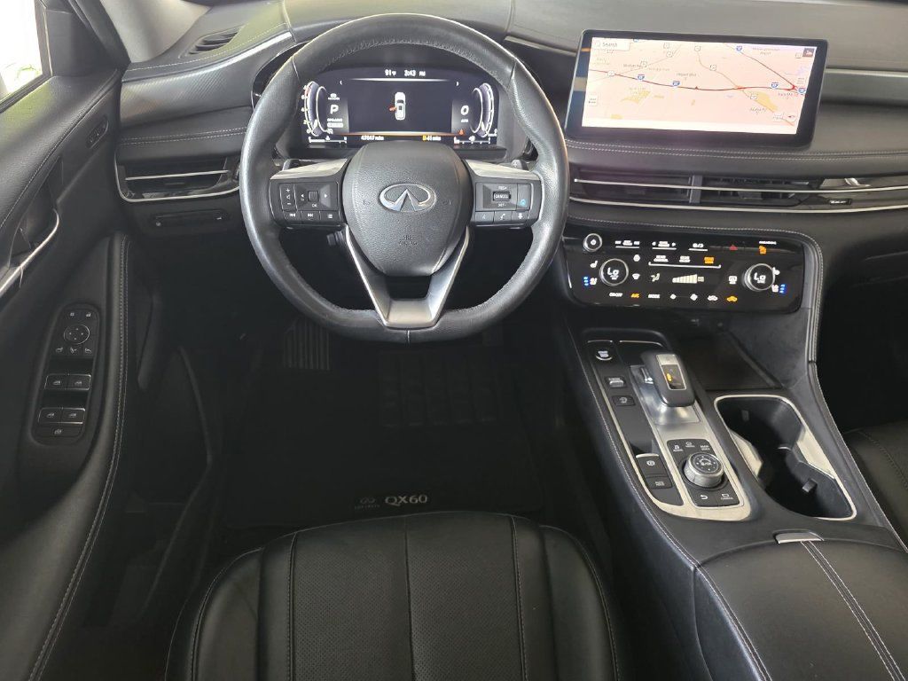Used 2023 INFINITI QX60 Luxe w/ Cargo Package FWD image 10