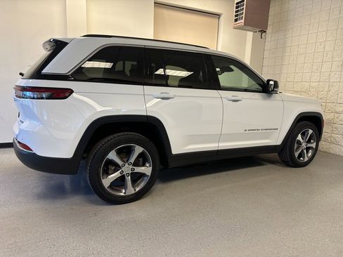 Used 2023 Jeep Grand Cherokee Limited AWD/4WD image 48