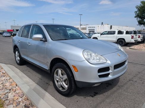 Used 2004 Porsche Cayenne S AWD/4WD image 4