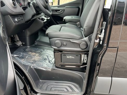 New 2025 Mercedes-Benz Sprinter 2500 image 17