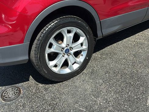 Used 2015 Ford Escape Titanium image 8