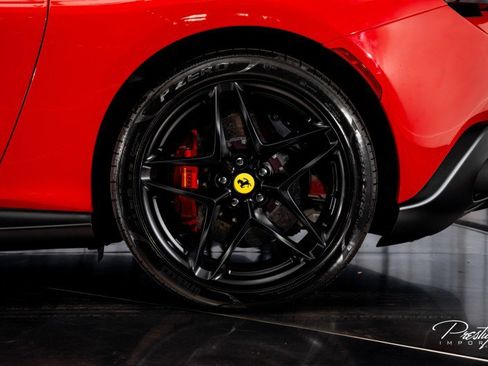 Used 2022 Ferrari Roma image 10