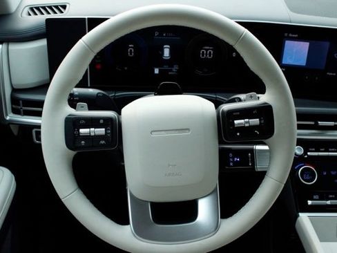 Certified 2026 Hyundai Santa Fe SEL FWD image 18
