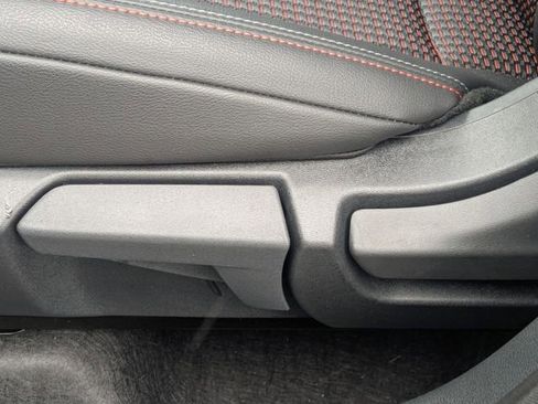 New 2026 Nissan Kicks SR image 15