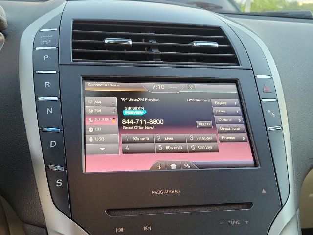 Used 2014 Lincoln MKZ AWD image 28