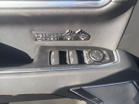 New 2026 Chevrolet Silverado 1500 High Country w/ High Country Premium Package image 16