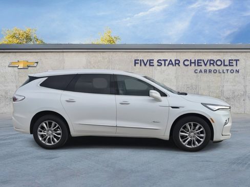 Used 2023 Buick Enclave Avenir w/ Avenir Technology Package image 9