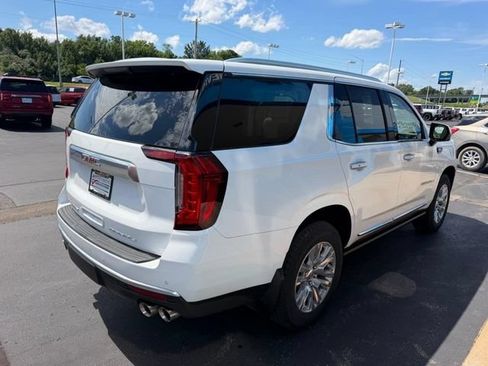 Used 2023 GMC Yukon Denali w/ Max Trailering Package AWD/4WD image 5