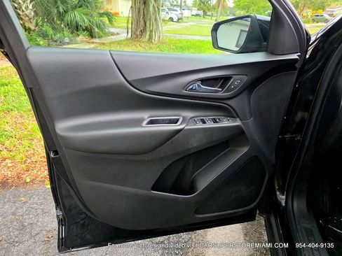 Used 2021 Chevrolet Equinox LT image 17