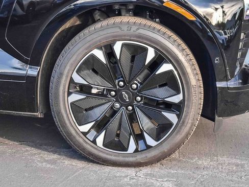 New 2025 Chevrolet Blazer EV RS w/ Super Cruise Package AWD/4WD image 10