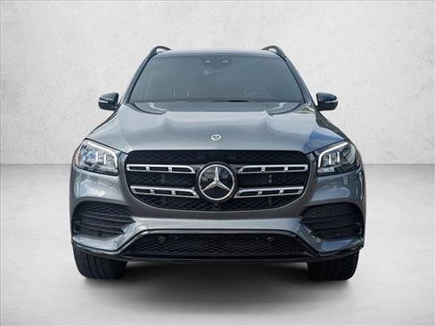 Used 2023 Mercedes-Benz GLS 450 4MATIC image 2