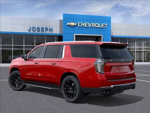 New 2026 Chevrolet Suburban Premier AWD/4WD image 4