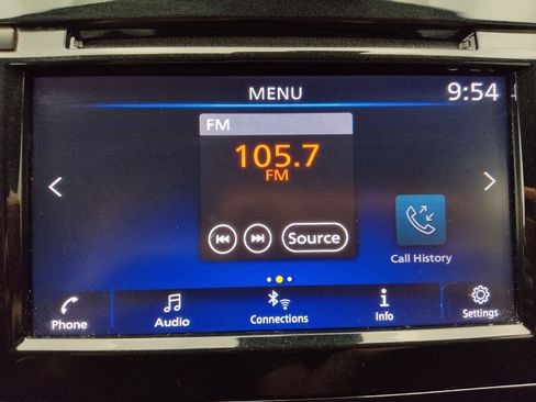 Used 2020 Nissan Rogue S AWD/4WD image 25