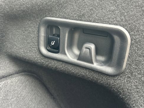 Certified 2025 Mercedes-Benz E 350 Sedan image 12