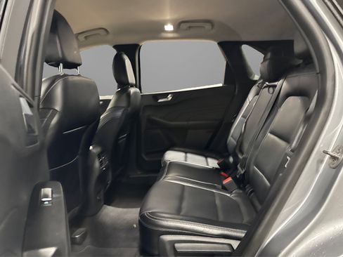 Used 2024 Ford Escape Platinum AWD/4WD image 37