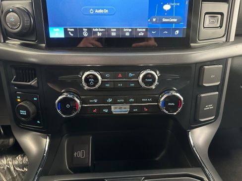 New 2026 Ford F150 XLT w/ Equipment Group 302A MID image 50