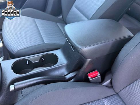 Certified 2025 Kia Soul LX w/ LX Technology Package FWD image 25