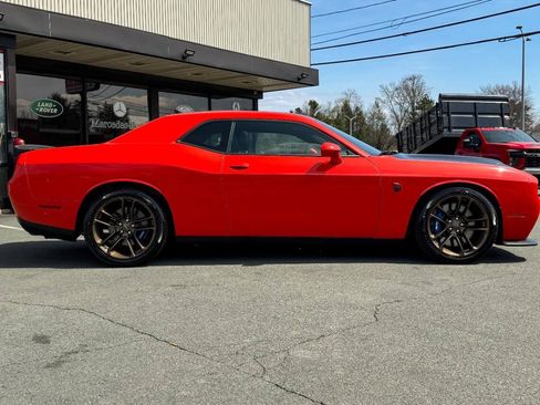 Used 2023 Dodge Challenger SRT Hellcat RWD image 15