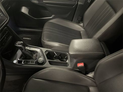 Used 2022 Volkswagen Tiguan SE image 20