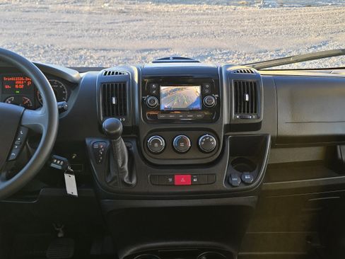 Used 2021 RAM ProMaster 2500 image 9