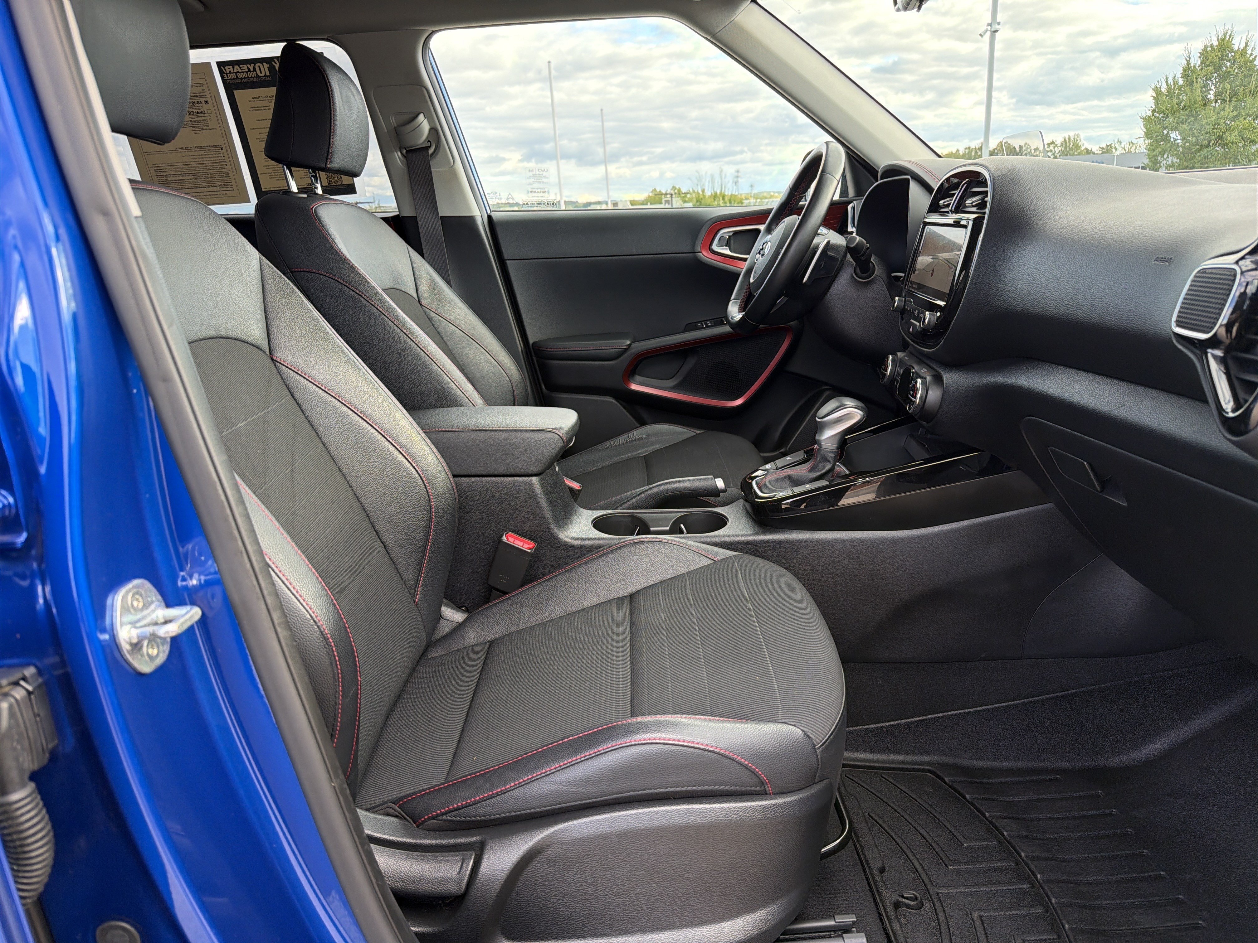 Used 2021 Kia Soul Turbo FWD image 33