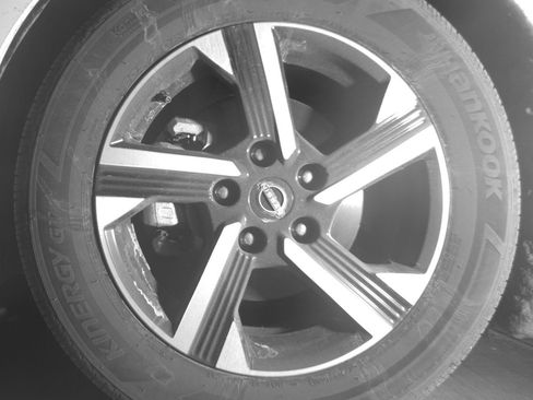 Used 2025 Nissan Sentra SV FWD image 12