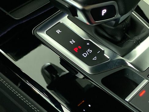 Certified 2025 Audi Q5 2.0T Premium Plus w/ Premium Plus Package image 20