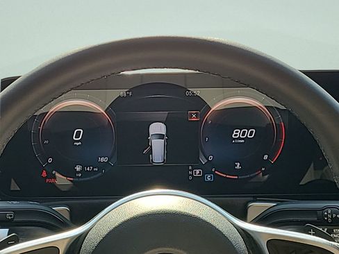 Used 2022 Mercedes-Benz GLB 250 image 27