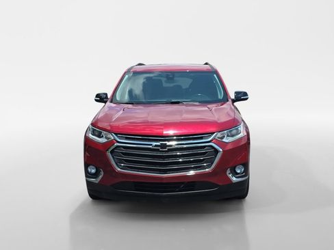 Used 2021 Chevrolet Traverse LT FWD image 8