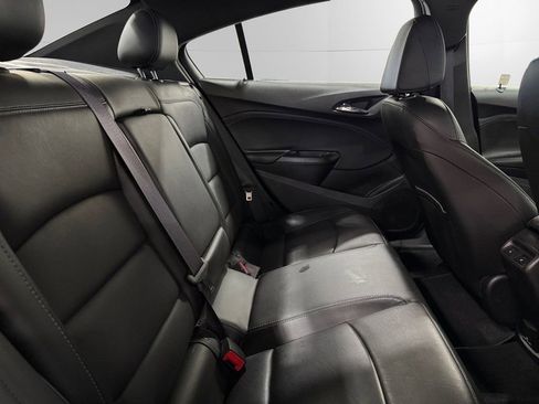 Used 2017 Chevrolet Cruze Premier FWD image 16