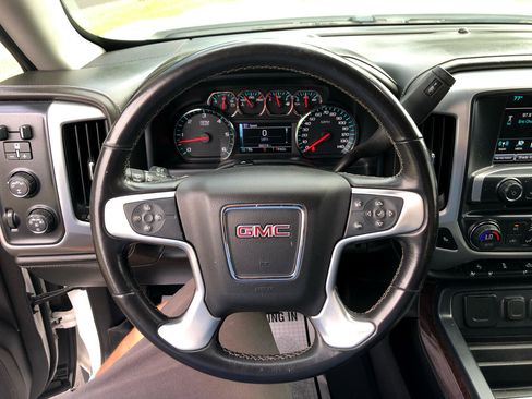 Used 2018 GMC Sierra 1500 SLE w/ SLE Value Package image 26