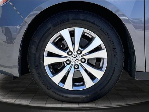 Used 2016 Honda Odyssey SE image 31