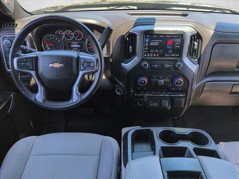 Used 2022 Chevrolet Silverado 1500 LT AWD/4WD image 15
