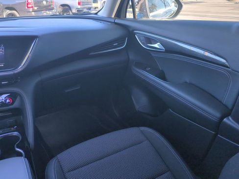 Used 2023 Buick Envision Preferred image 15