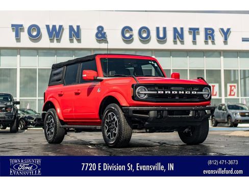 Used 2022 Ford Bronco Outer Banks image 1