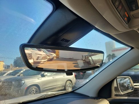 Used 2023 GMC Acadia Denali w/ Denali Technology Package image 36