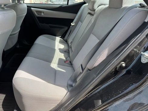 Used 2015 Toyota Corolla LE FWD image 6