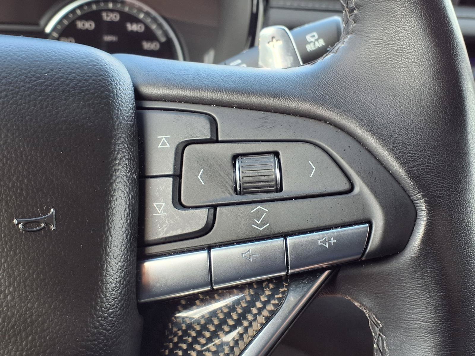 Used 2025 Cadillac XT6 Sport AWD/4WD image 27
