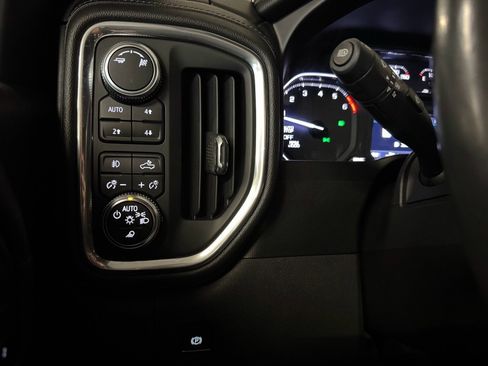 Used 2019 GMC Sierra 1500 SLT w/ SLT Premium Plus Package image 17