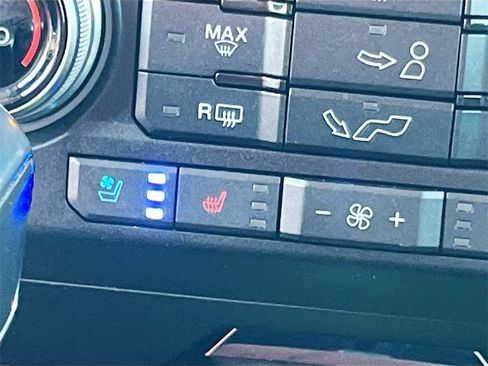 Used 2019 Ford F150 Limited w/ Trailer Tow Package image 21