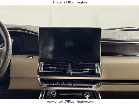 Certified 2022 Lincoln Navigator L Reserve AWD/4WD image 24
