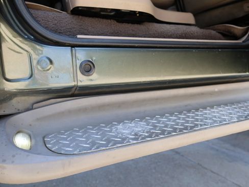 Used 2000 Ford Excursion Limited AWD/4WD image 33