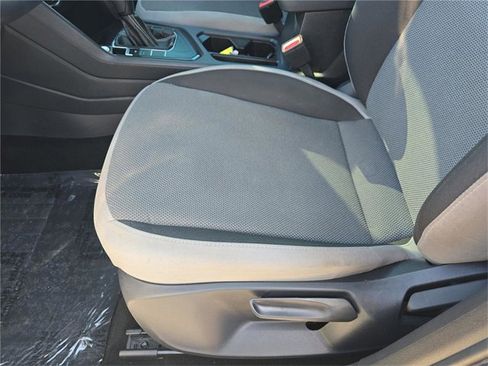 Used 2023 Volkswagen Taos S image 11