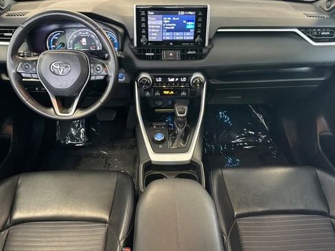 Used 2021 Toyota RAV4 XSE AWD/4WD image 17