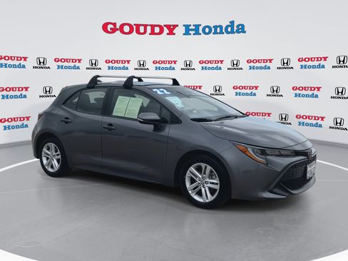 Used 2022 Toyota Corolla SE w/ Carpet Mat Package (TMS) FWD image 2