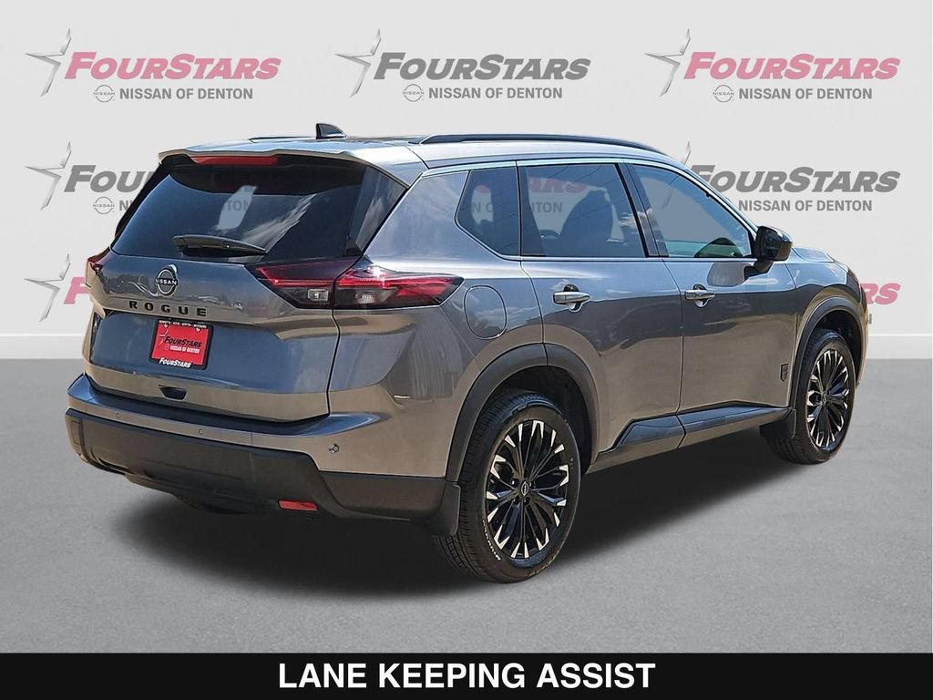 New 2026 Nissan Rogue Dark Armor FWD image 4