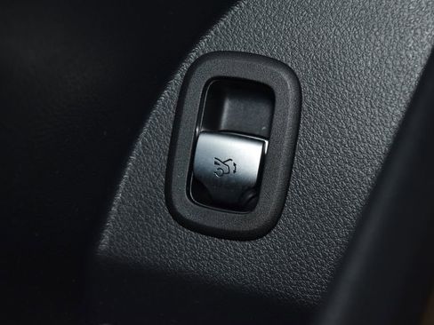 Certified 2024 Mercedes-Benz GLC 300 4MATIC image 7